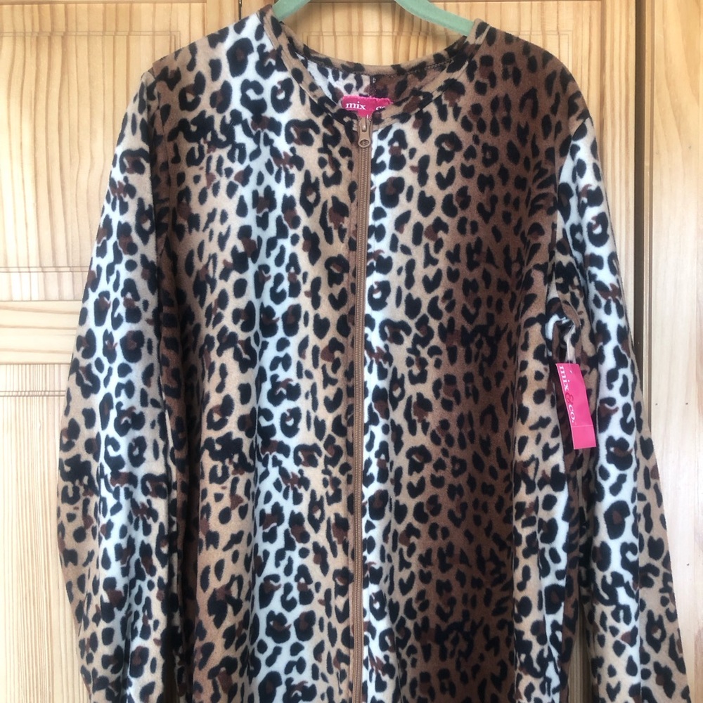 NWT Women’s Leopard Footie Pajamas
 Size L